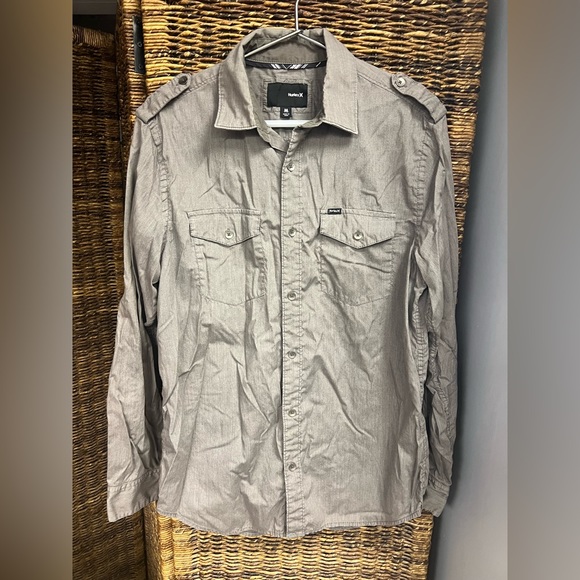 Hurley-‎ Mens, Size: Medium, Grey button up long sleeved shirt. - Picture 1 of 8